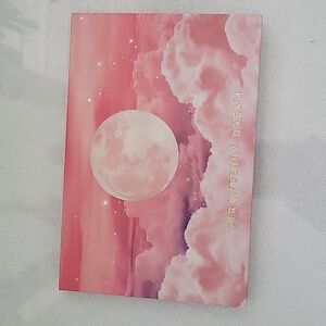 Lunar Beauty Strawberry Dream Eyeshadow Palette